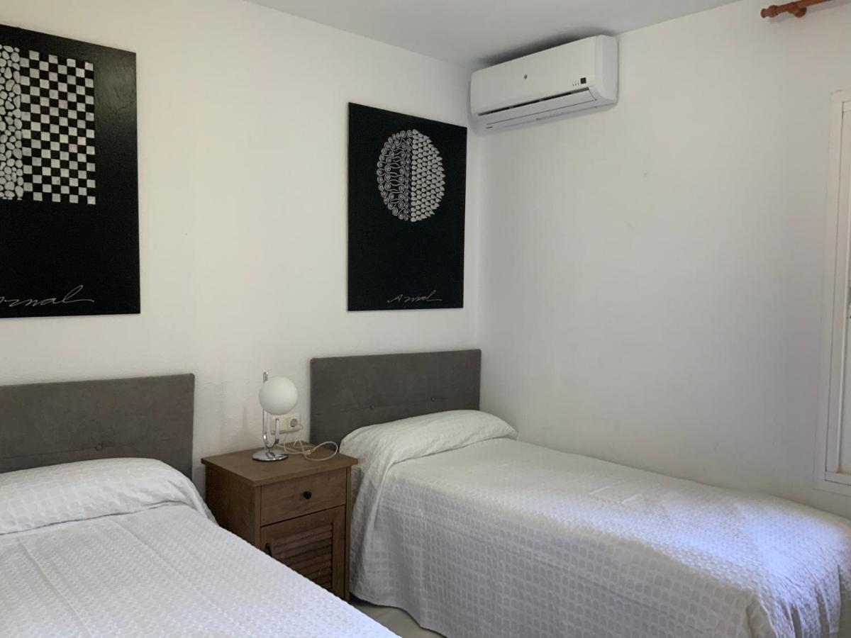 Apartamento Miraflores Tres Piscinas Cerca Del Mar - Albamar 卡拉德米哈斯 外观 照片